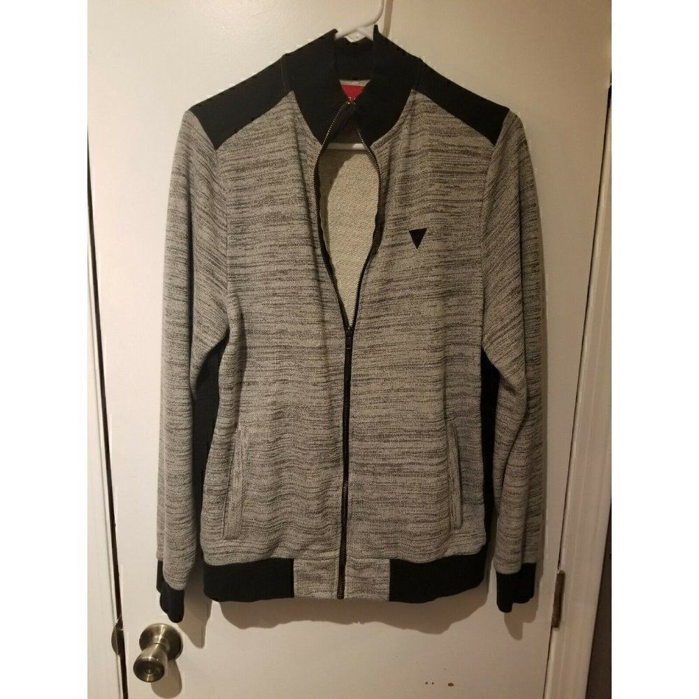 Women's Gray Long Sleeve Guess Zip Up Sweater Size M, preowned, excellent cond.